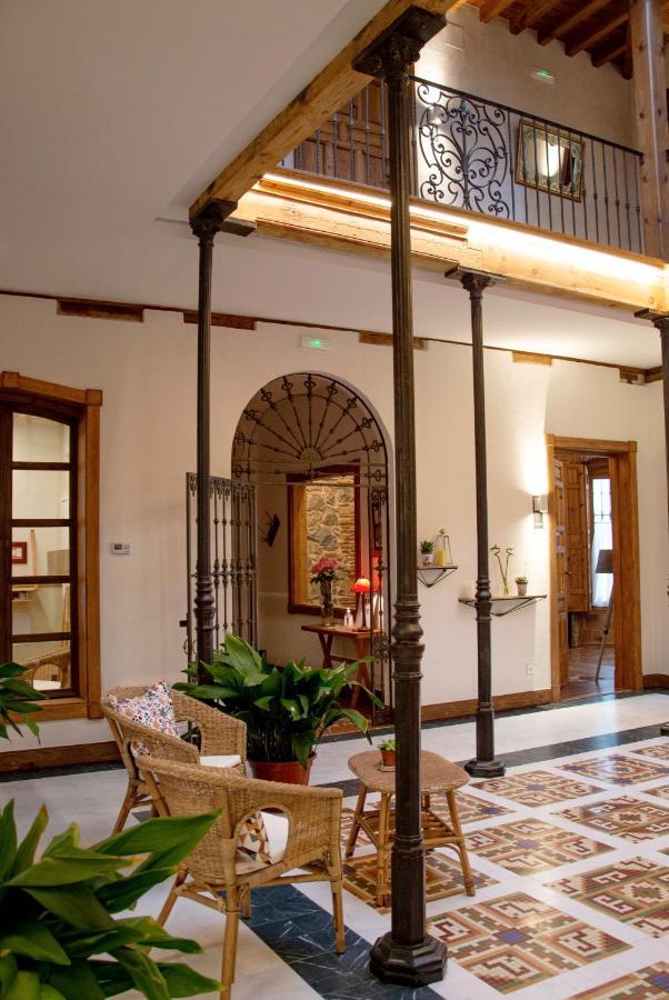 La Casa del Médico Hostería Rural Urda Esterno foto
